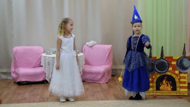 МБДОУ №19 - спектакль по сказке Золушка смотреть онлайн