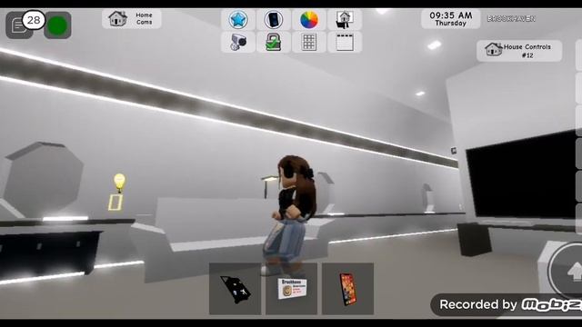 #роблокс #хочуврек 1 часть истории девочки маи 13 лет смотреть онлайн