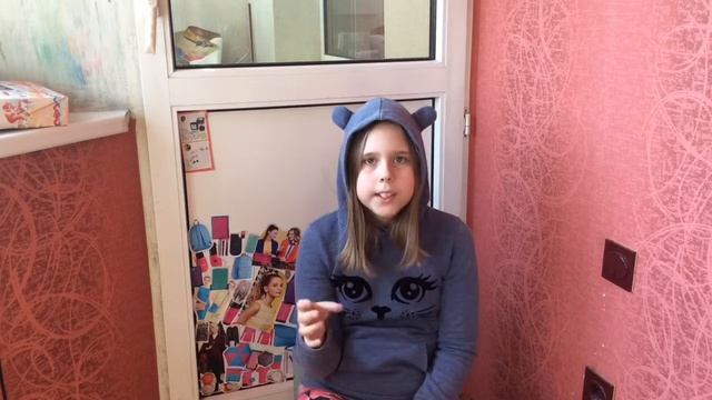 •ЧТО ДЕЛАТЬ,ЕСЛИ ТВОЙ КОТ КУСАЕТСЯ???/КАК ПРАВИЛЬНО ИГРАТЬ С КОШКОЙ• смотреть онлайн