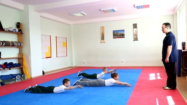Упражнения для детской осанки смотреть онлайн