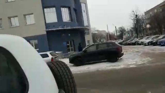тут раньше делали классную колбасу. смотреть онлайн