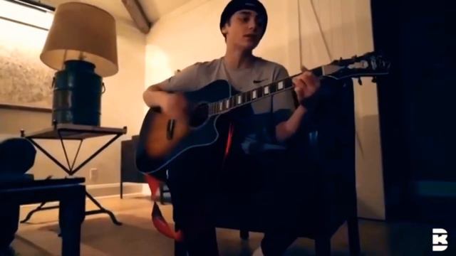 Asher Angel sings to Annie Leblanc смотреть онлайн