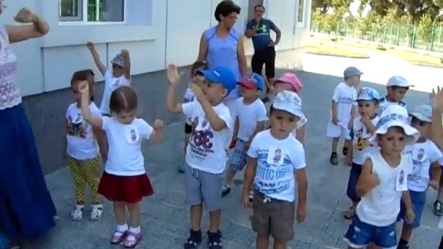 Флешмоб Зарядка (Солнышко Лучистое) - ДС Dostluk 13.07.2018 (День здоровья) смотреть онлайн