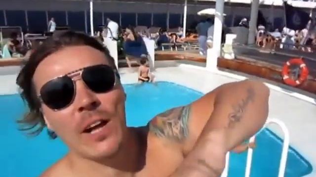 Сергей Симонов - чтоб так каждый на пенсии жил. Хочу в старости ТАК смотреть онлайн