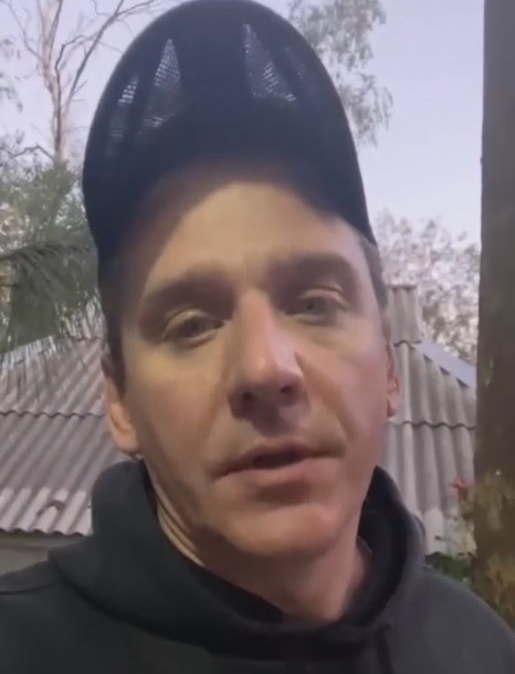 Юрий Батурин в приюте 