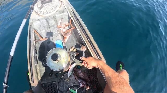 Подводные ПЕЩЕРЫ Крыма! Смертельный УЛОВ!! Морская высокая кухня на каяке)))