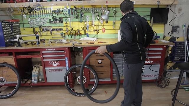 Замена камеры на велосипеде - полная инструкция от велосервиса Veloline смотреть онлайн