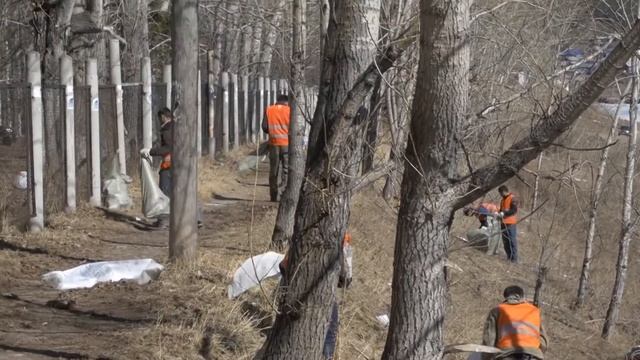 Месячник по санитарной уборке города продолжается. смотреть онлайн