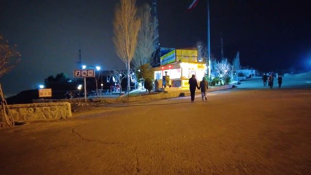 Real IRAN 🇮🇷 Tehran 4AM Nightlife | Sleepless in Tehran Capital City ! смотреть онлайн