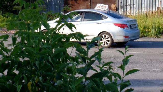 Упражнения на автодроме: горка, Разворот, змейка, параллельная парковка, Заезд в бокс (гараж) смотреть онлайн