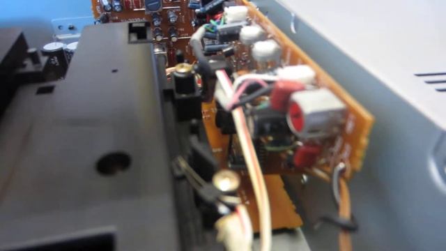 Denon DRR6.5 Drawer Loading Cassette Repair смотреть онлайн