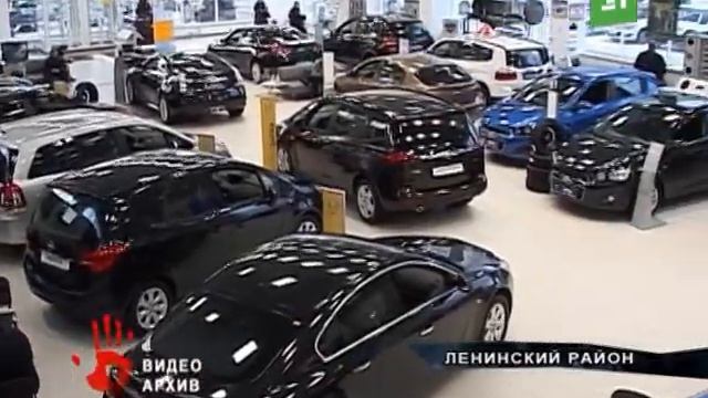 Получил по крыше шлагбаумом