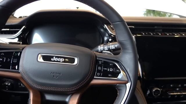 Redesigned 2022 Jeep Grand Cherokee WL Summit Reserve V8 HEMI || Did The 2 Row Jeep Get Bigger?