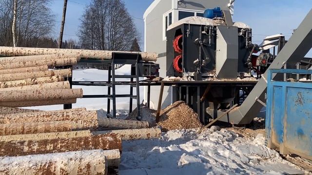 Окорочный станок KRAFTER RD 600 _ ПРОЦЕСС БЕРЕЖНОЙ ОКОРКИ БРЕВЕН. ЗАНИМАТЕЛЬНО! смотреть онлайн