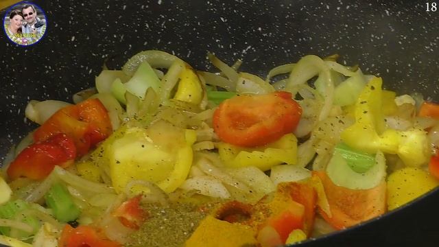 СОЧНАЯ КУРИЦА В СОУСЕ С ЦВЕТНОЙ КАПУСТОЙ. Простой рецепт на ужин. Невероятно вкусно. смотреть онлайн