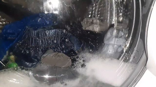 СТИРКА цветного БЕЛЬЯ! ДЕЛИКАТНАЯ СТИРКА 40° ОТСТИРАЮТ ЛИ ДИСКИ ОТ PERSIL!? смотреть онлайн