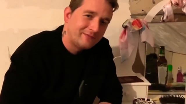 Швед Жди я Еду|Басота Едит|Разговор по телефону.За мишу DMC смотреть онлайн