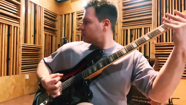 My modded Fender Squier Bass VI - For Metal/Djent/Thall смотреть онлайн