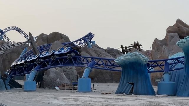 SeaWorld Abu Dhabi! World's Largest Aquarium! World Class Roller Coasters! Animal Encounters! смотреть онлайн