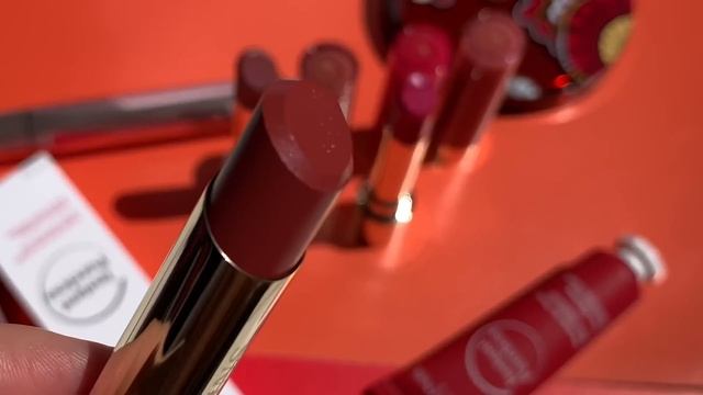 Новинки марки Clarins, парфюм Alien ? от Mugler смотреть онлайн