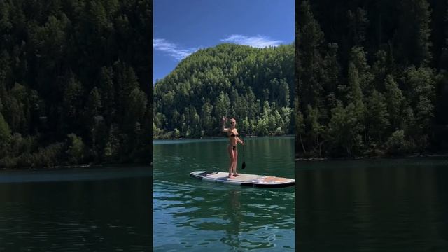 Экопарк Южный Байкал. Изумрудное озеро #байкал#южныйбайкал#отдых смотреть онлайн