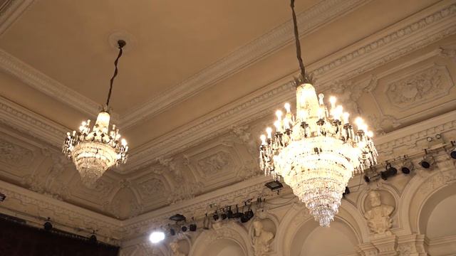 La limpieza de la lámpara | Sala Claudio Arrau смотреть онлайн