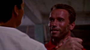 Легендарное Рукопожатие Арнольда Шварценеггера и Булли Магуайра