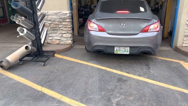 2010 Hyundai Genesis 2.0L TURBO DUAL EXHAUST w/ STRAIGHT PIPES! смотреть онлайн