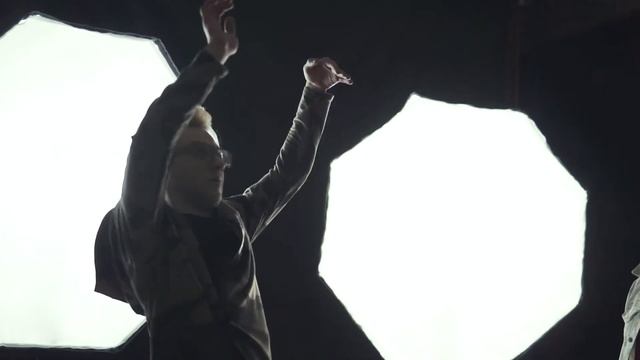 Роман Стрига .Картины на металле, организовать свою выставку, танцы. Хай так. смотреть онлайн