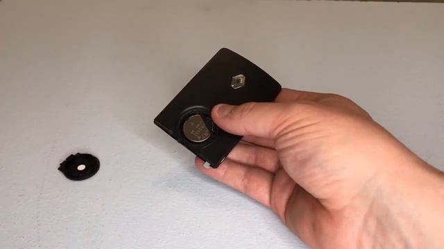Renault Magane Clio Scenic Laguna Key Fob Battery Replacement смотреть онлайн