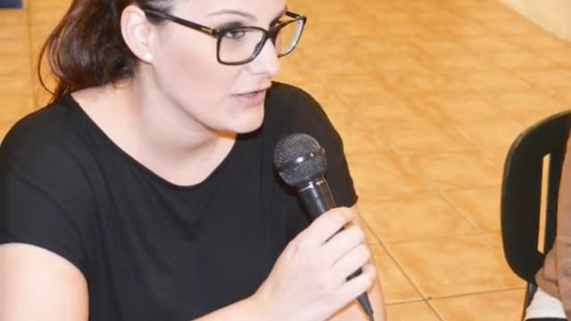 Fallas VLC - Oro y MªJosé Ortíz - Entrevista Andrea López FM15 - Barraca-Trav.Iglesia del Rosario смотреть онлайн