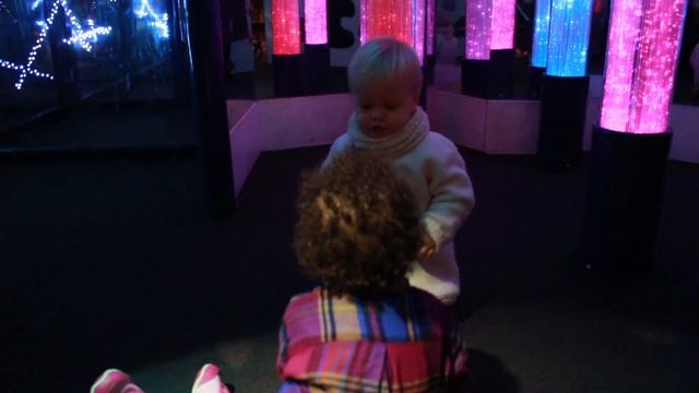 V&A Museum Of Childhood | Gallons of Childhood Magic on your Doorstep смотреть онлайн