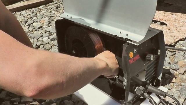 Обзор и тест сварочного аппарата Ресанта САИПА-165, правильное подключение сварочного аппарата. смотреть онлайн