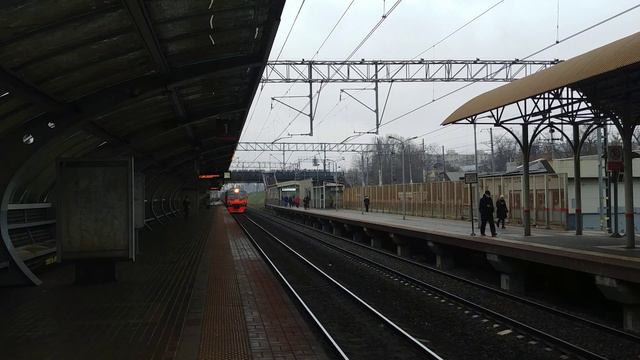 Электропоезд ЭД4М-0140 платформа Лось