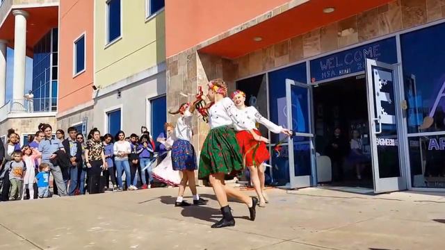 Kolomeika. Uzory at Harmony School of Advancement. Jan 2017 смотреть онлайн