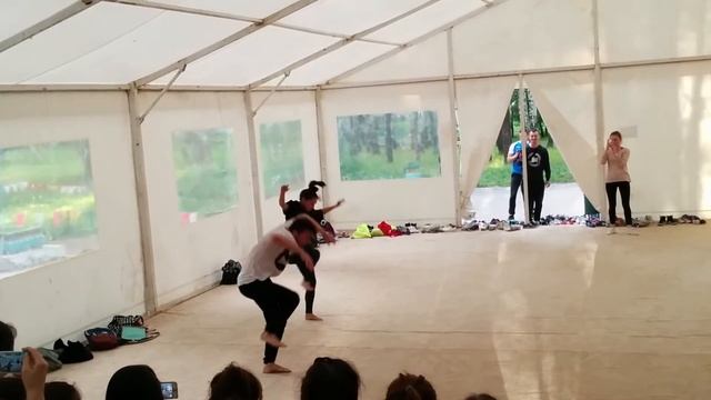 Виталий Савченко | contemporary in SUMMER GROOVE DANCE CAMP 2015 смотреть онлайн