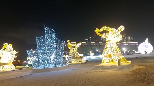 Новогодняя Москва 2022. Парк Победы. (12.01.22) смотреть онлайн
