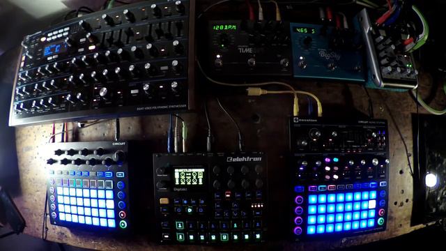 Techno - Elektron Digitakt, Novation Peak, Circuit, Mono Station смотреть онлайн