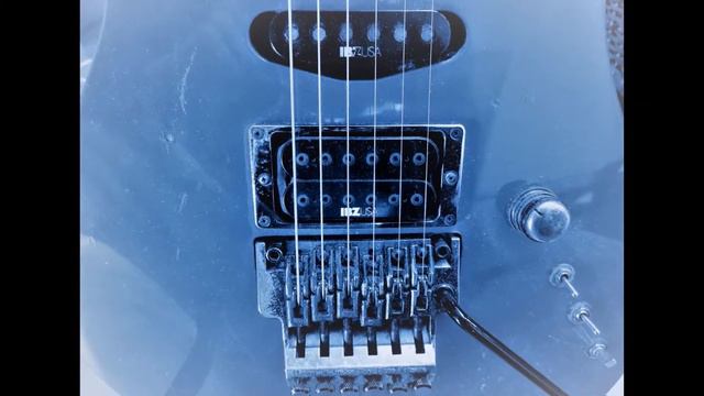 Guitar Solo Old 80's Ibanez Slideshow смотреть онлайн