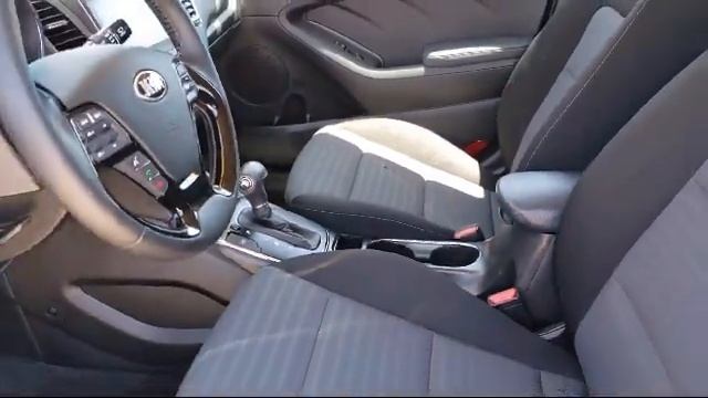 2018 Kia Forte S смотреть онлайн