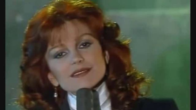 MILVA & DE ANDRE' (Via del campo-La canzone di Marinella) смотреть онлайн