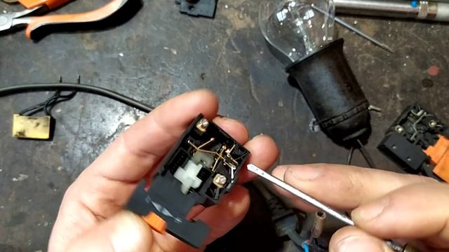 Замена кнопки дрели #ремонткнопкидрели смотреть онлайн