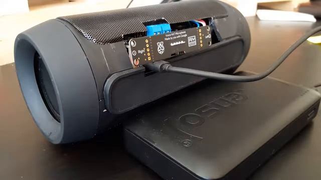 Prototype Raspberry Pi Google AIY voice HAT boombox смотреть онлайн