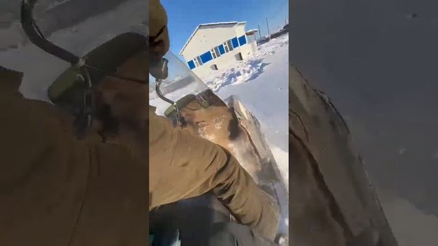 Буран с двигателем Лончин 30 смотреть онлайн