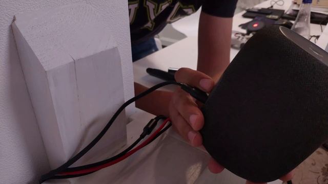 JBL Link Music -подключаем и тестируем слух Алисы смотреть онлайн
