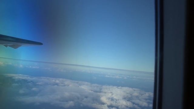 Air Tahiti to Bora Bora Flight | PPT to BOB VT 402 смотреть онлайн