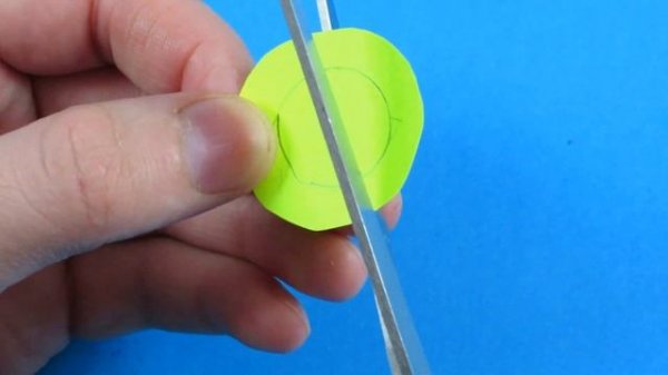 How to make camomile out of paper - Paper flowers