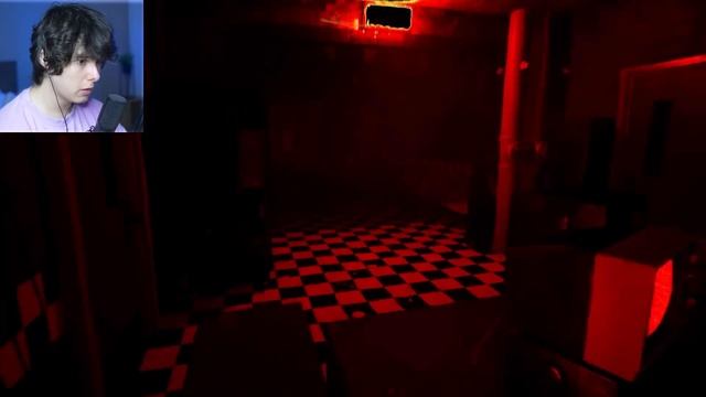 ДЕНЬ ПЕРВЫЙ В ПИЦЦЕРИИ