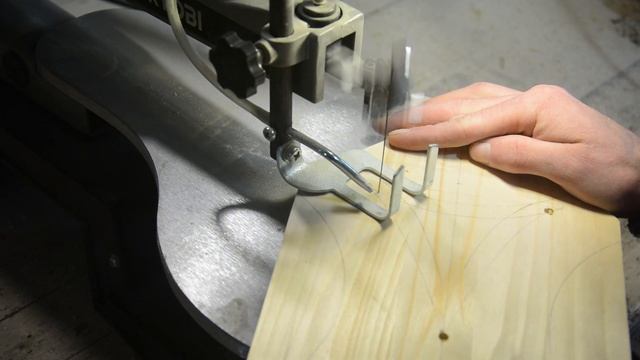 Как я птиц накормил. Непростая кормушка для птиц. смотреть онлайн