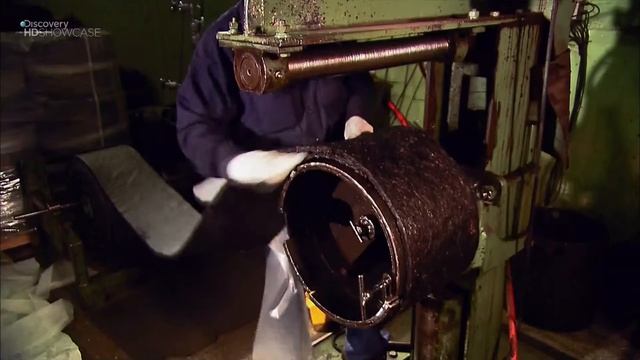 Гигантские грузовые шины! Такого вы еще не видели! смотреть онлайн